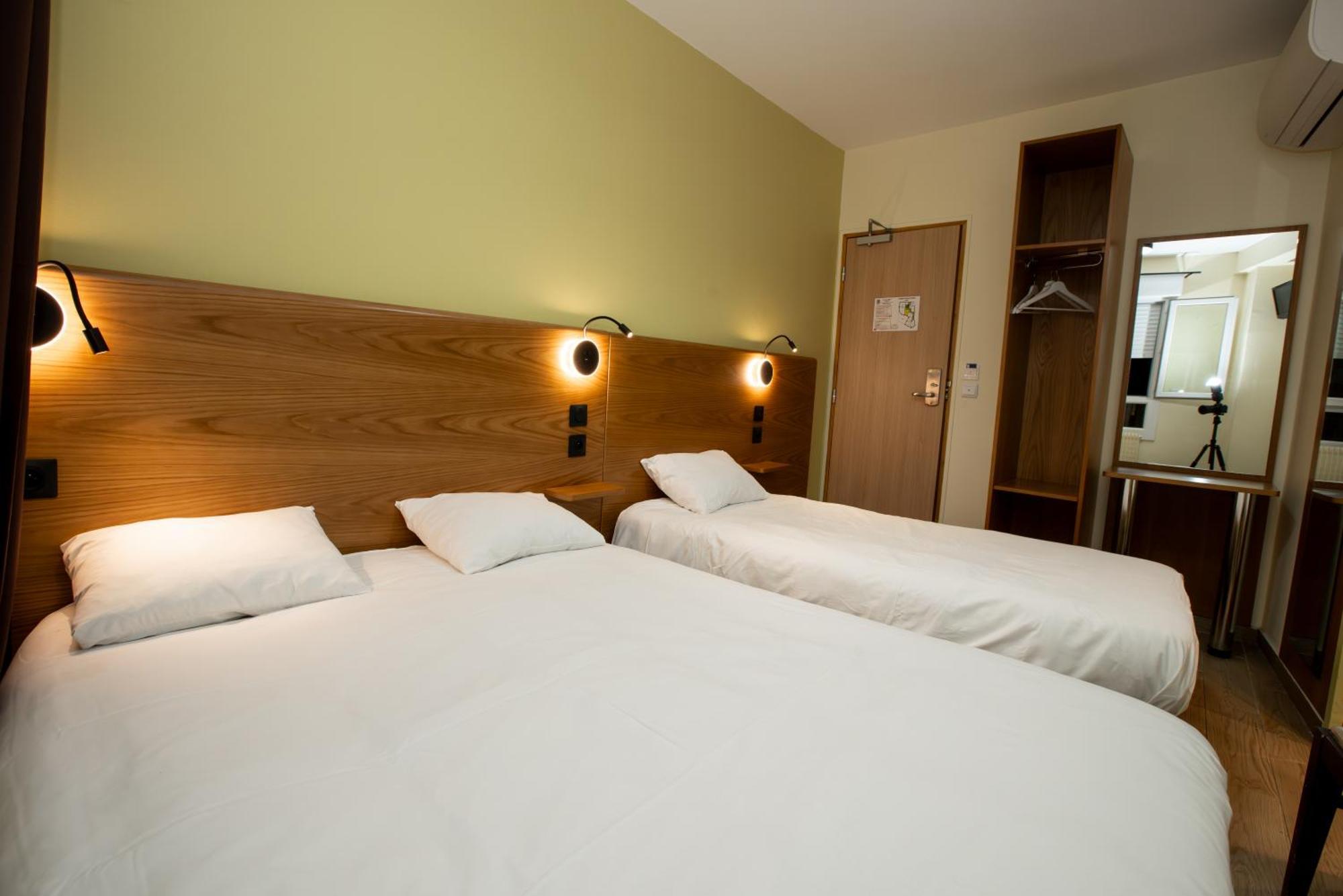 Hotel De La Terrasse Paris Room photo