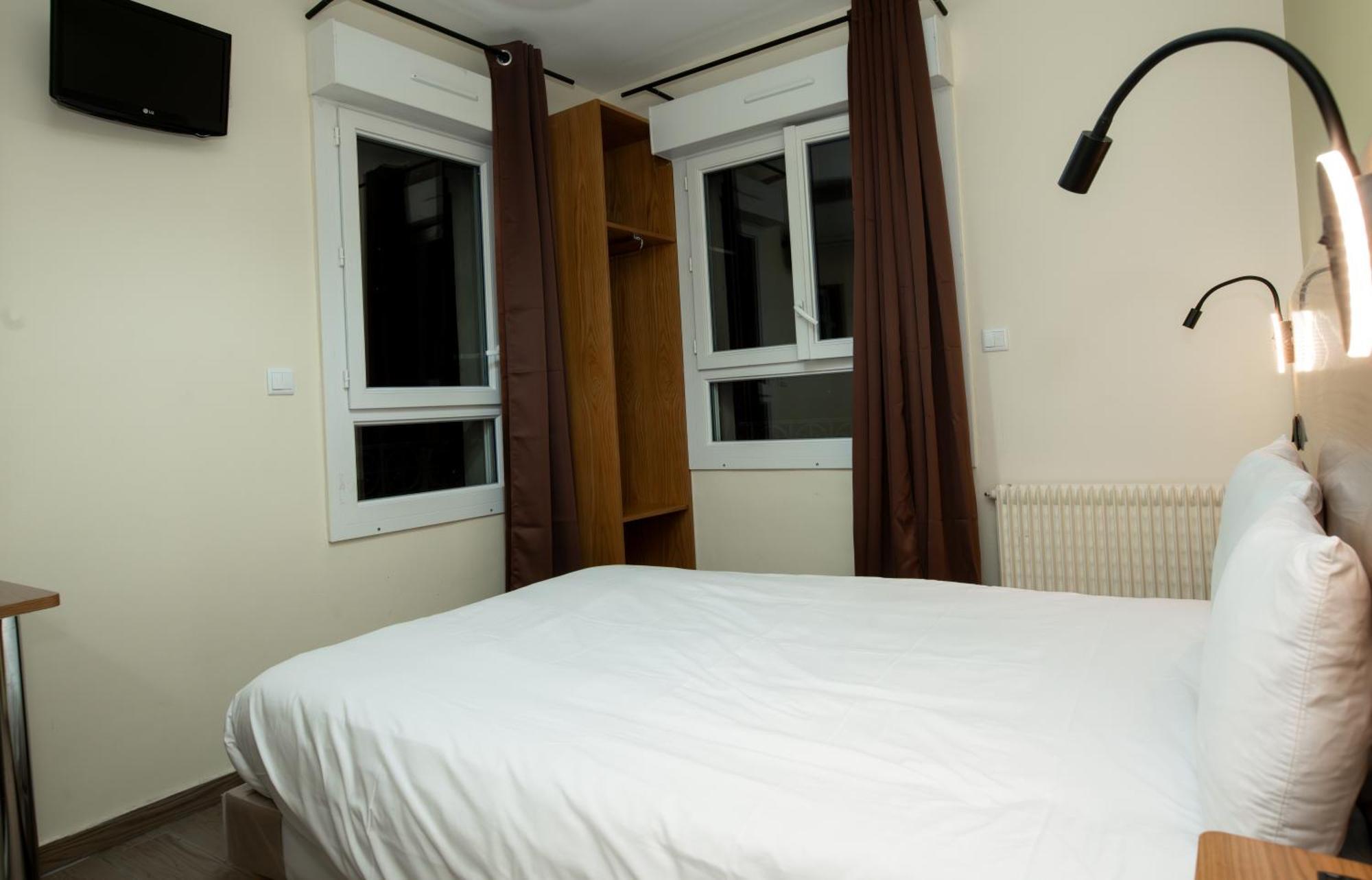 Hotel De La Terrasse Paris Room photo